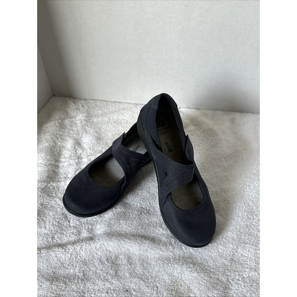 Cloudsteppers By Clark Navy Mary Jane’s Size 6.5